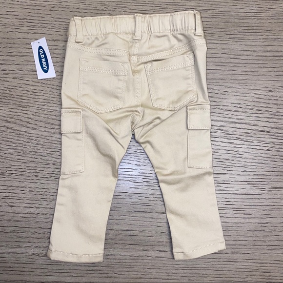 Old Navy Baby Girl Jeans and Cargo Pants - Picture 7 of 11